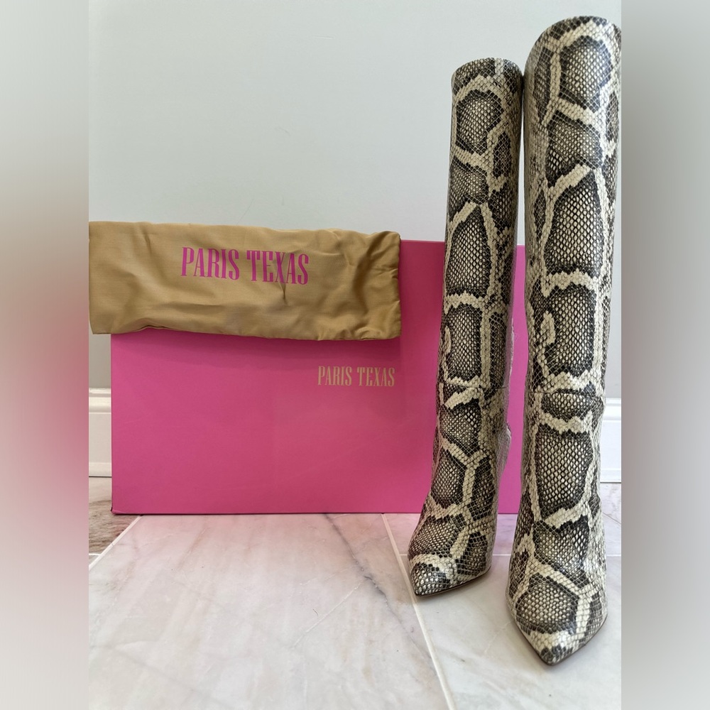*NEW NEVER WORN* Paris Texas python boot. Knee high
